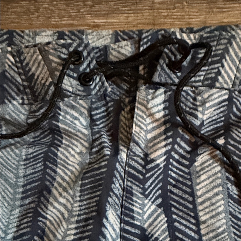Outerknown Black And Gray Patterned Board Shorts - image 4